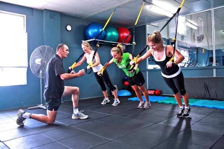 group_personal_training_at_a_gym1